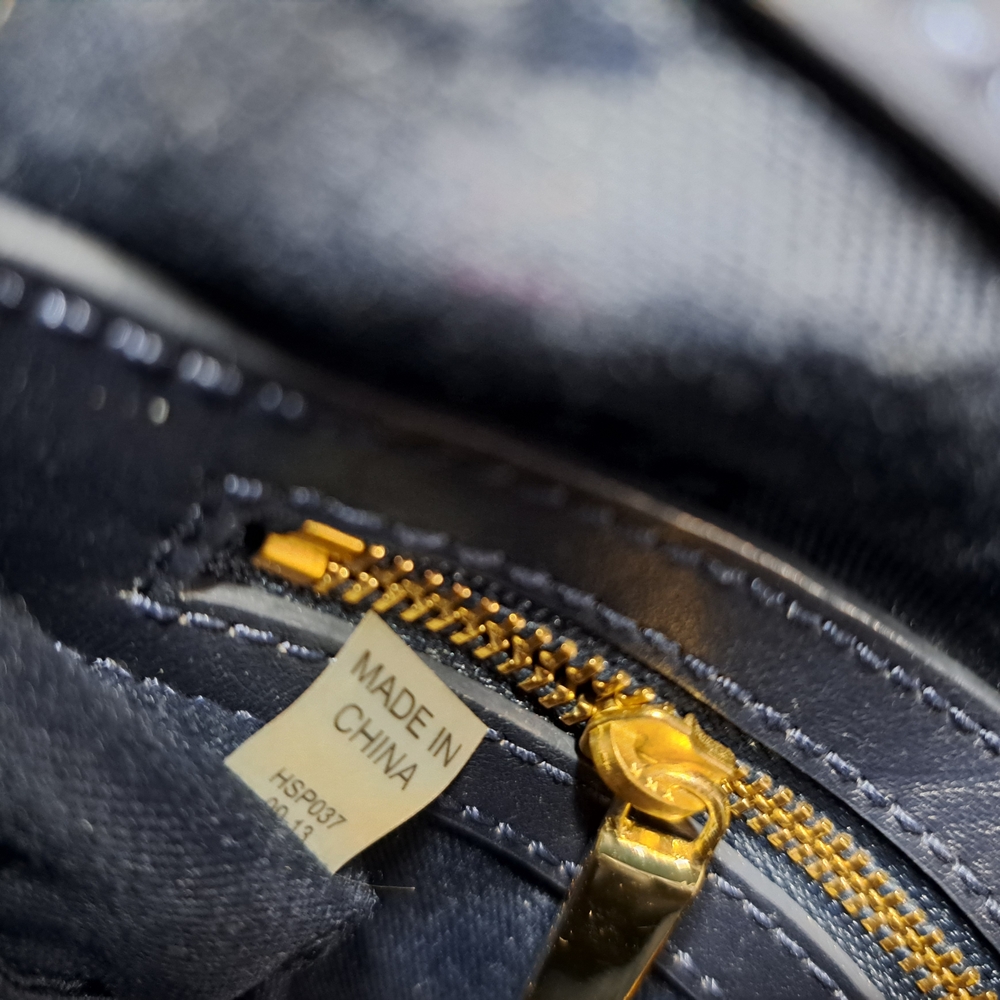 TORY BURCH LEATHER CROSSBODY BAG in STO~A~WAY NAVY - Picture 10 of 16